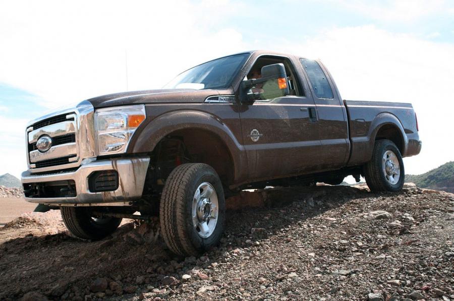  Ford F-Series Super Duty 2011 года  (фото 3 из 82)